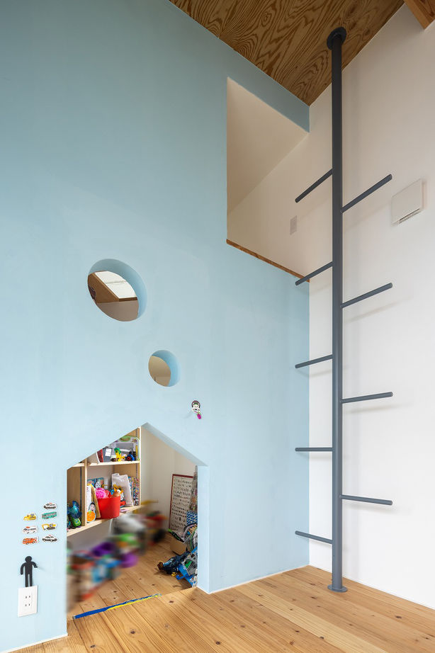 ソラマド埼玉 【平屋／中庭／土間／間取り有】ブリッジやボルダリングなどの遊び心をプラス。楽しいQの字型の住まいの建築実例画像4