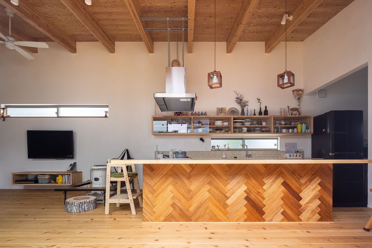 ソラマド埼玉 【平屋／中庭／土間／間取り有】ブリッジやボルダリングなどの遊び心をプラス。楽しいQの字型の住まいの建築実例画像6