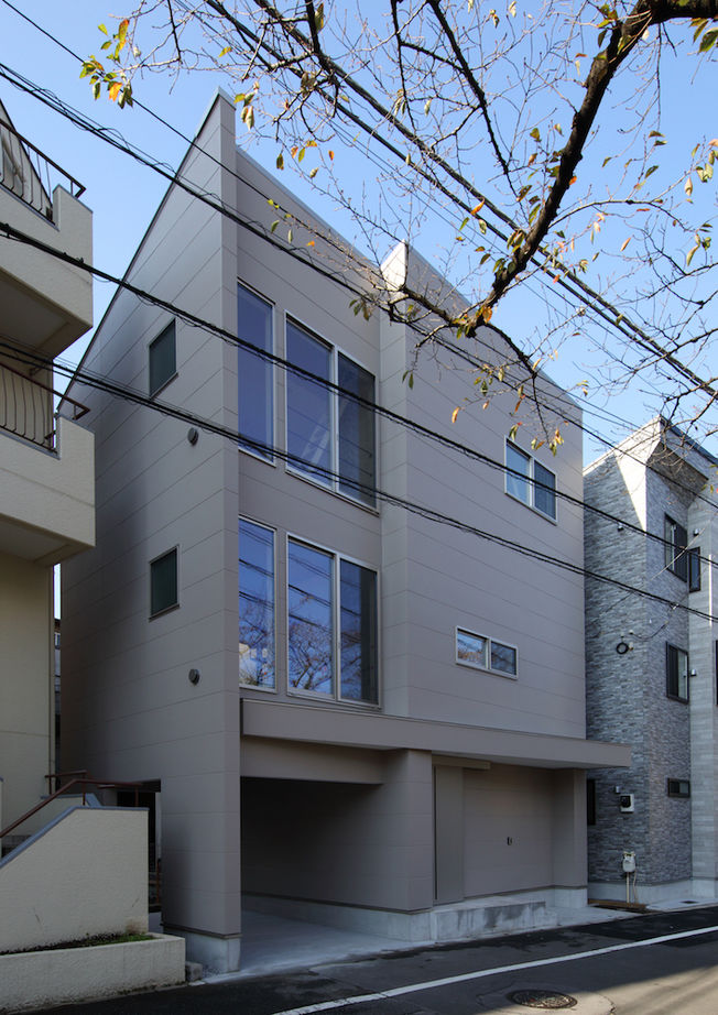 １０１０ｈｏｕｓｅ（安藤工務店） 【リビング階段/1860万円/24坪/間取り有】住宅密集地に光を取り込む、らせん階段を取り入れた開放的な空間の建築実例画像5