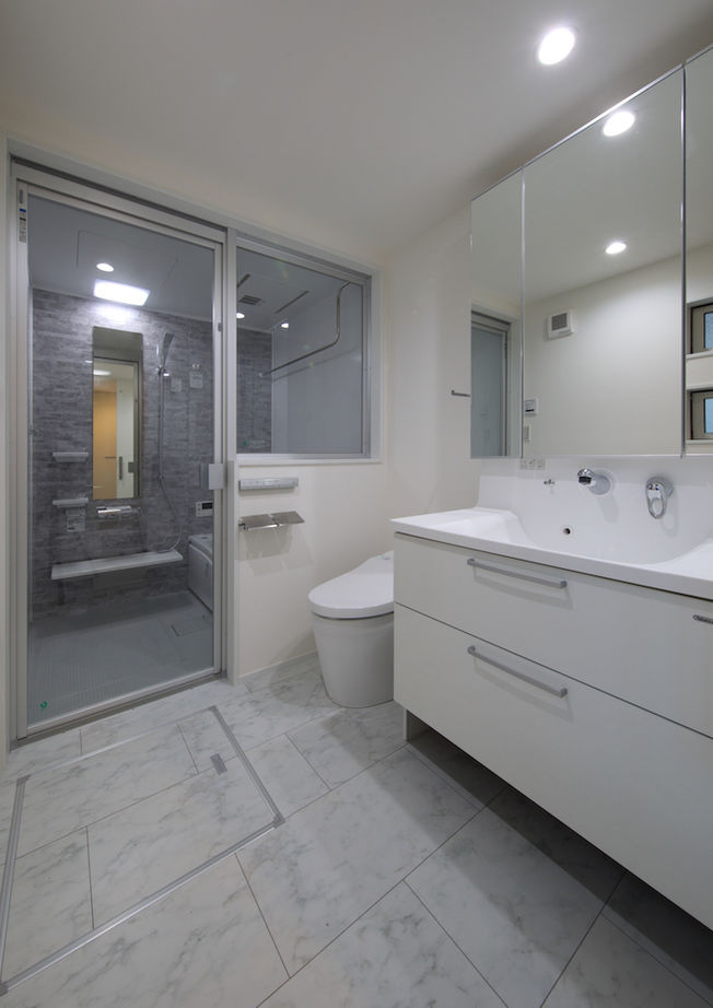 １０１０ｈｏｕｓｅ（安藤工務店） 【リビング階段/1860万円/24坪/間取り有】住宅密集地に光を取り込む、らせん階段を取り入れた開放的な空間の建築実例画像19