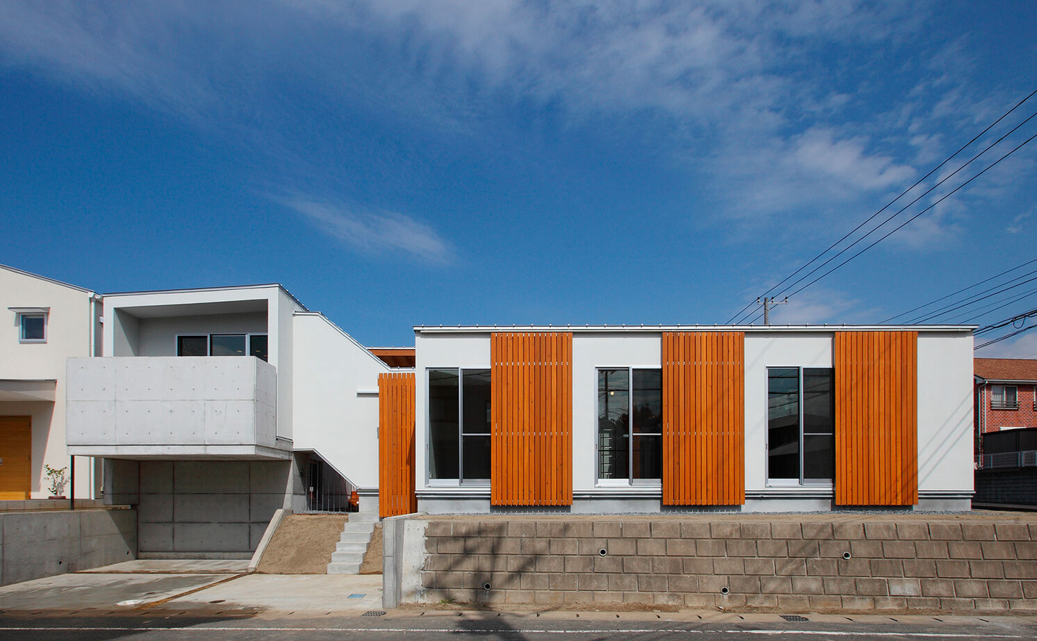 １０１０ｈｏｕｓｅ（安藤工務店） 【吹抜/4000万円台/60坪/平屋/ビルトインガレージ/中庭】スキップフロアから生まれるゆとりある贅沢空間の建築実例画像15