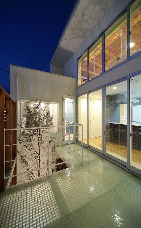 １０１０ｈｏｕｓｅ（安藤工務店） 【1690万円／28坪／間取り有】外に閉じ、中庭やテラスから光を取り入れる。周囲を気にせず寛げる家の建築実例画像17