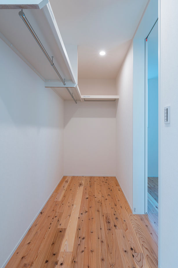 １０１０ｈｏｕｓｅ（安藤工務店） 【防火地域2階建て/21坪/3LDK/間取図有/1989万円】土地制限＆狭小地でも理想を形に。吹抜け×鉄骨階段の家の建築実例画像8