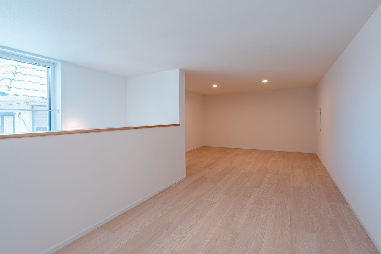 １０１０ｈｏｕｓｅ（安藤工務店） 【防火地域2階建て/21坪/3LDK/間取図有/1989万円】土地制限＆狭小地でも理想を形に。吹抜け×鉄骨階段の家の建築実例画像9