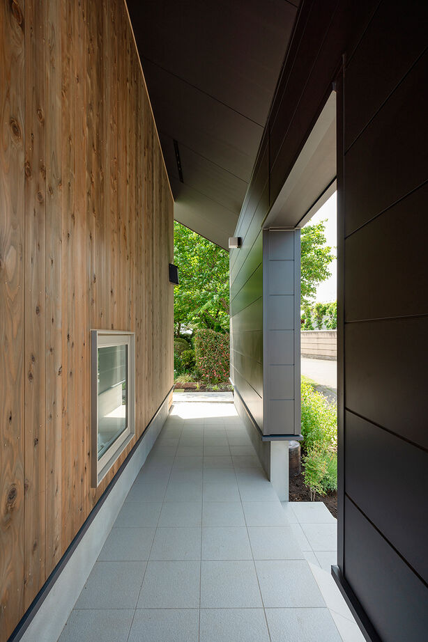 １０１０ｈｏｕｓｅ（安藤工務店） 【3000万円台/43坪/間取図有/全館空調】UA値0.32、C値0.2（※）。大屋根の下で家族の絆を育む二世帯住宅の建築実例画像9