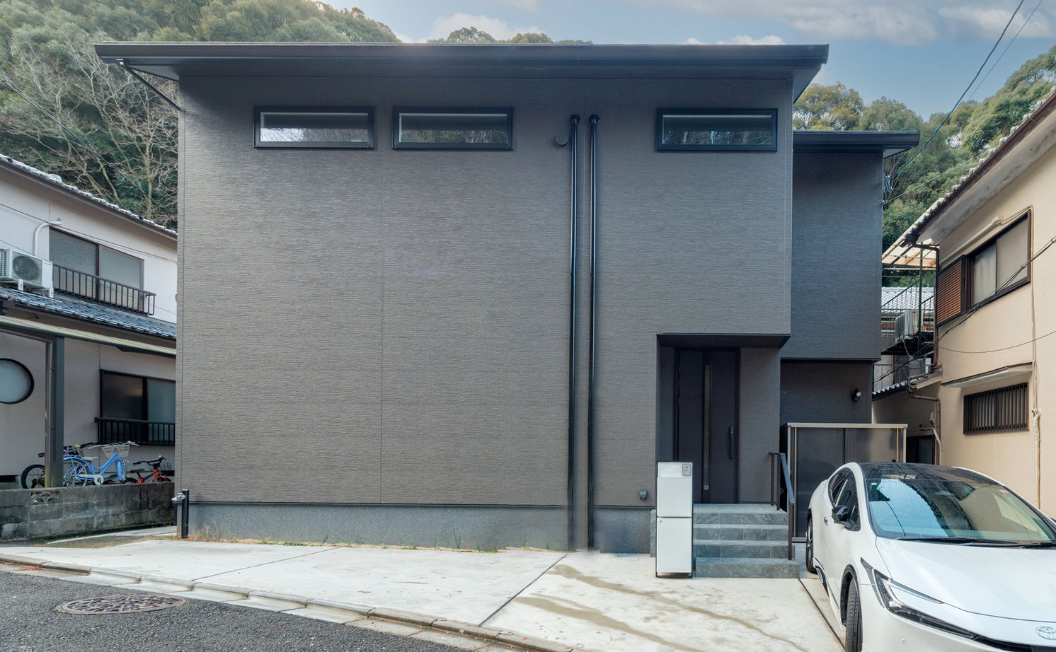 KEIJI一級建築士事務所 【京都市・2000万円台・間取り図・30坪台】スキップフロアを利用したおしゃれな書斎と家事がラクになる動線の建築実例画像2