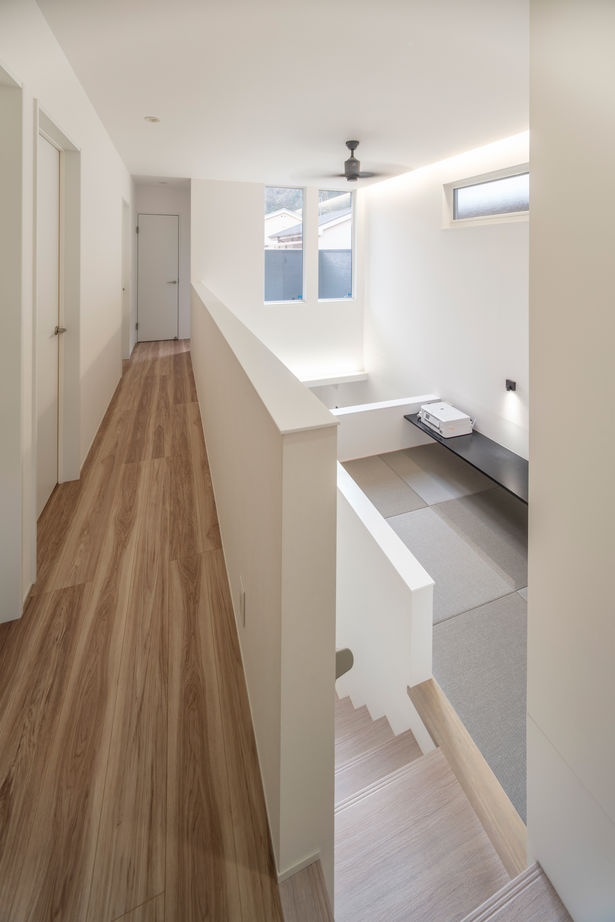 KEIJI一級建築士事務所 【京都市・2000万円台・間取り図・30坪台】スキップフロアを利用したおしゃれな書斎と家事がラクになる動線の建築実例画像10