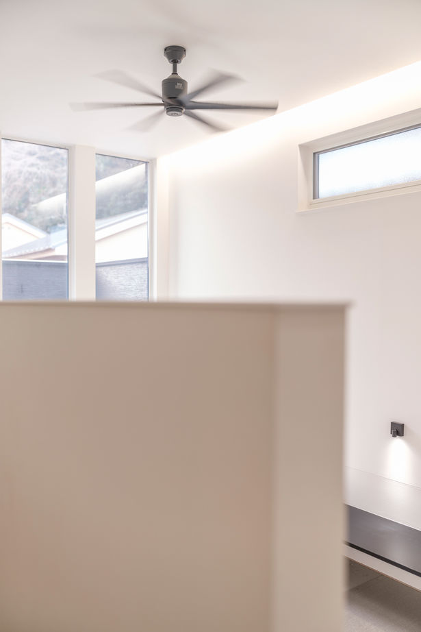 KEIJI一級建築士事務所 【京都市・2000万円台・間取り図・30坪台】スキップフロアを利用したおしゃれな書斎と家事がラクになる動線の建築実例画像16