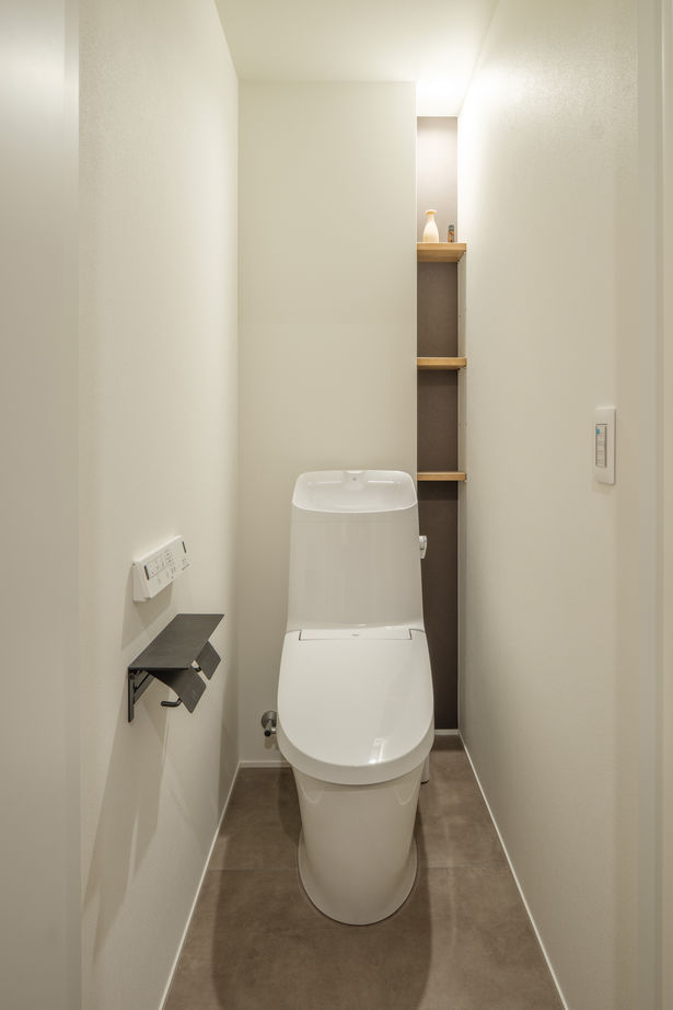 KEIJI一級建築士事務所 【京都・2階リビング・間取り図・2000万円台・30坪台】真っ白なアイランドキッチンで家事ラク仕様の住まいの建築実例画像17