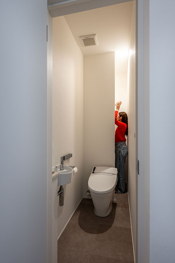 KEIJI一級建築士事務所 【W断熱・間取り図・2000万円台・28坪】夏涼しく、冬は暖か。吹き抜け大空間で、子育て家族も愛犬も快適にの建築実例画像15