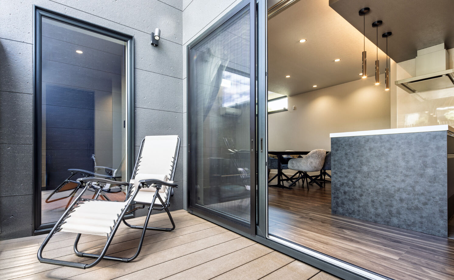 KEIJI一級建築士事務所 【京都・2000万円台・30坪・間取り有】1階で暮らしが完結。家事動線にこだわったホテルライクな吹抜けの家の建築実例画像6