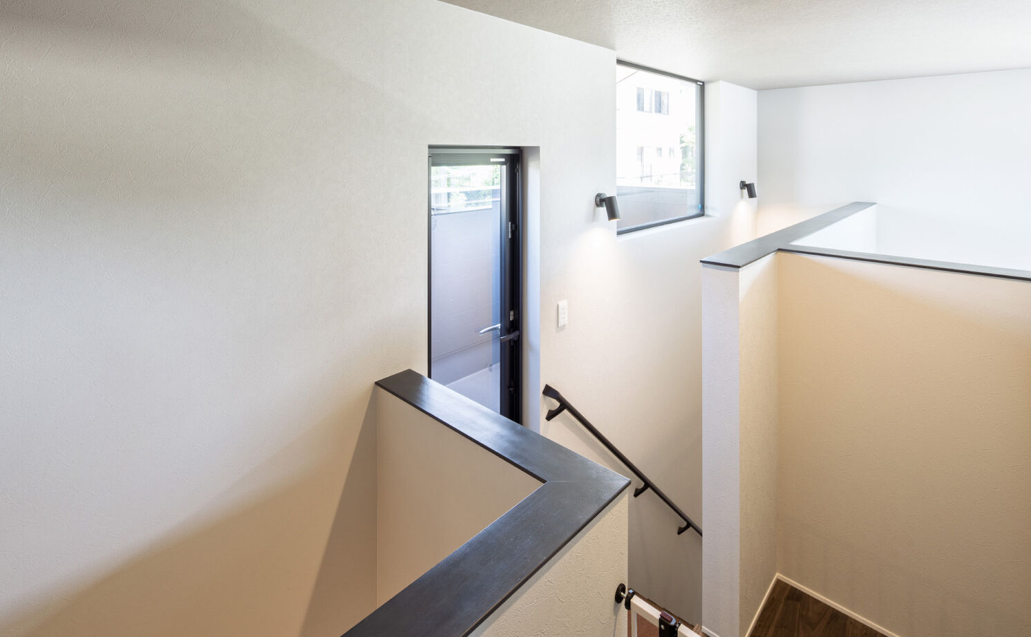 KEIJI一級建築士事務所 【京都・2000万円台・30坪・間取り有】1階で暮らしが完結。家事動線にこだわったホテルライクな吹抜けの家の建築実例画像11