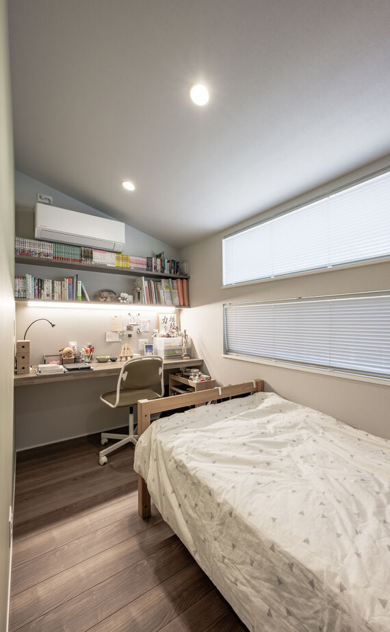 KEIJI一級建築士事務所 【京都・2000万円台・26坪・間取り有】京都ならではの敷地に2階建て。設計士の配慮が詰まった収納多彩な家の建築実例画像7