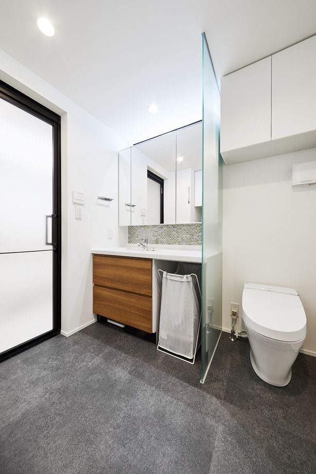 ダイヤビルト 【20坪台/間取り/3階建て/バルコニー/吹き抜け】狭小地でも実現した開放感たっぷりのガレージハウスの建築実例画像6