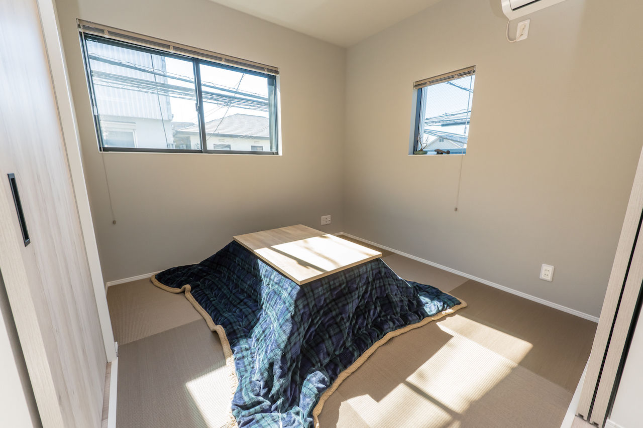 ダイヤビルト 【間取り/3階建て/ビルトインガレージ】光の射すL字型バルコニー。プライバシーにも配慮したガレージハウスの建築実例画像6