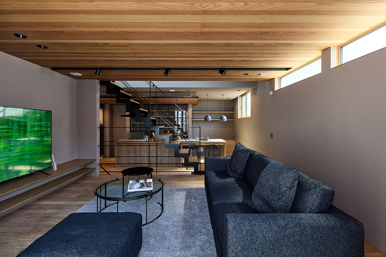 インベイックス 【立川市/30坪台/免震住宅/ガレージ】暮らしやすさと遊び心に加え、HEAT20 G2の高い性能も持つ省エネ住宅の建築実例画像4