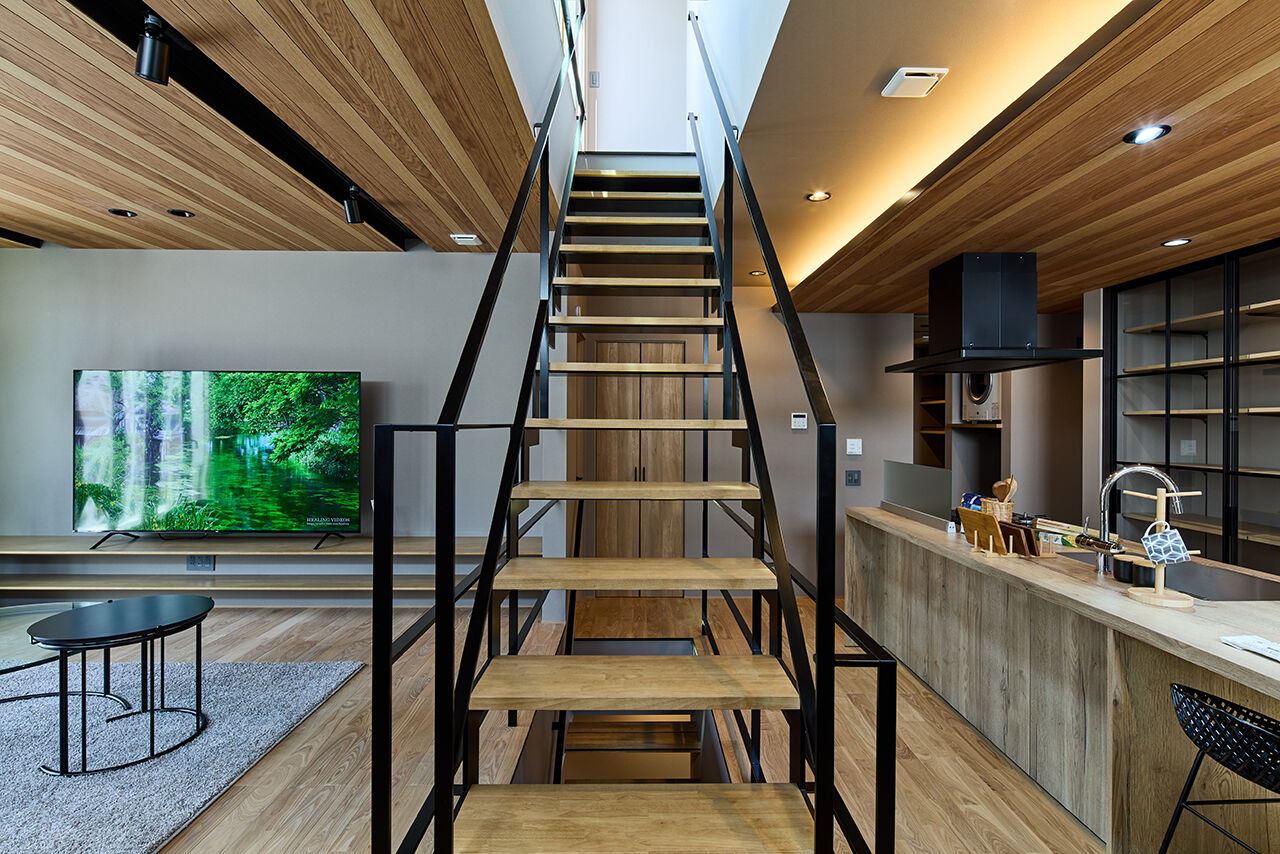 インベイックス 【立川市/30坪台/免震住宅/ガレージ】暮らしやすさと遊び心に加え、HEAT20 G2の高い性能も持つ省エネ住宅の建築実例画像8