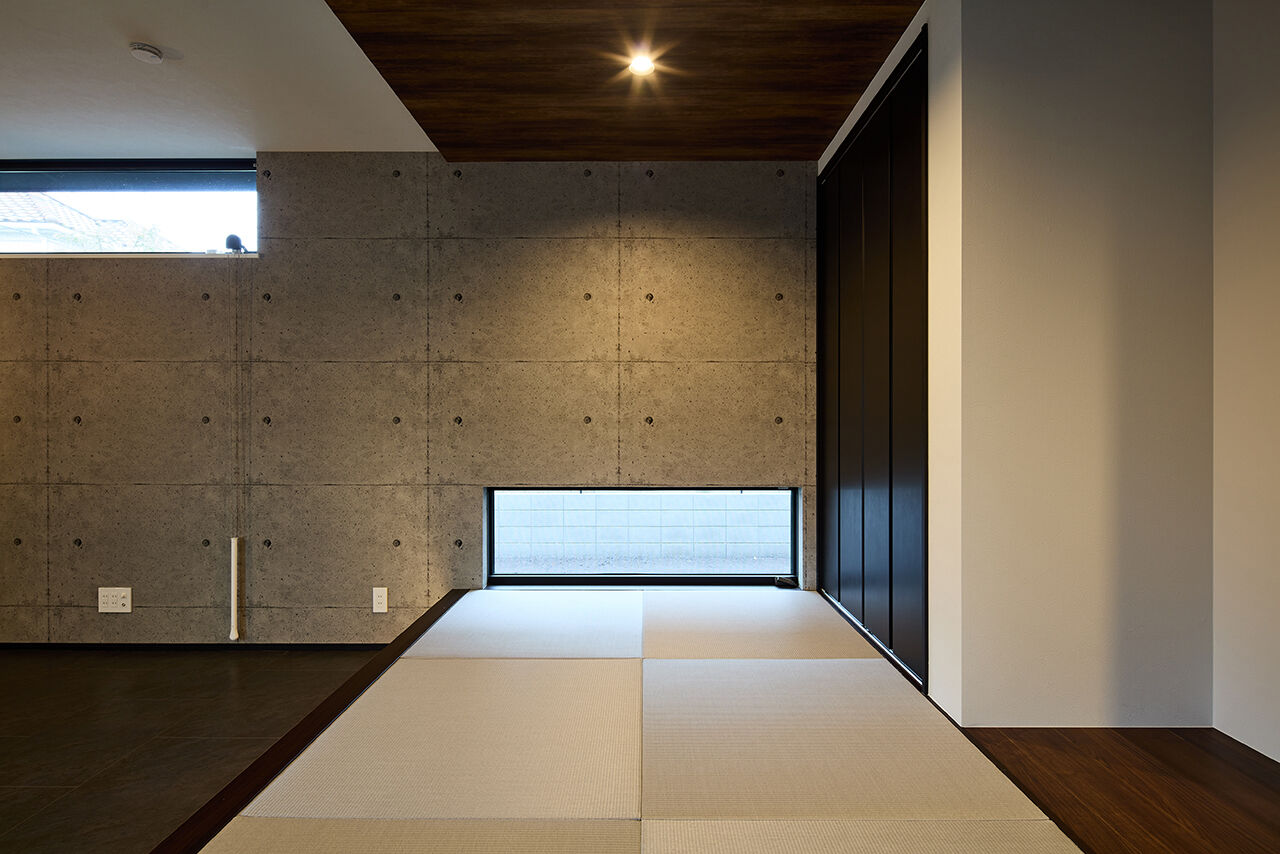 インベイックス 【調布市/40坪台/免震住宅/中庭】プライバシー確保と屋外の開放感を両立したパティオのある家の建築実例画像5