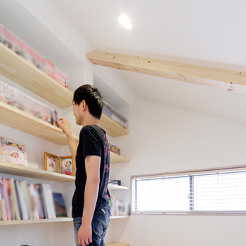 池田建設　oh!!one house. 無垢の木をたっぷり使ってもメンテナンス簡単！機能的で家事ラクなログハウス風の住まいの建築実例画像10