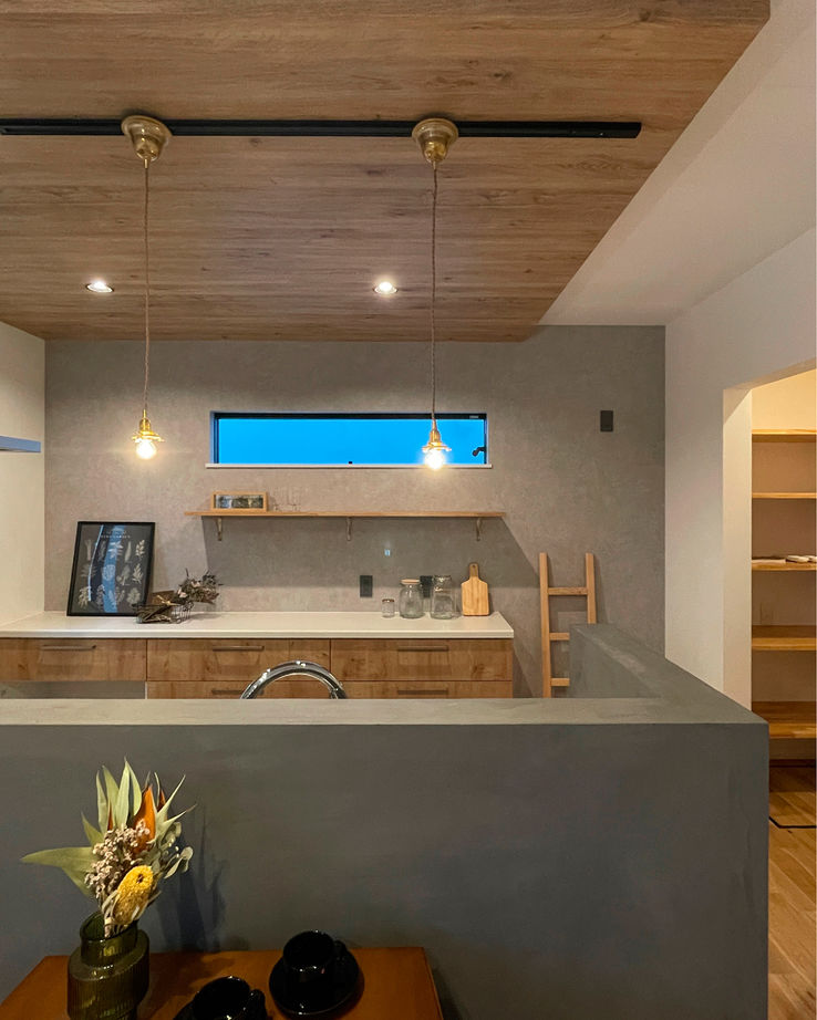 池田建設　oh!!one house. 【2000万円台｜間取り有】無垢とモルタルのナチュラルモダン。平屋のように暮らせるスクエアな家の建築実例画像1