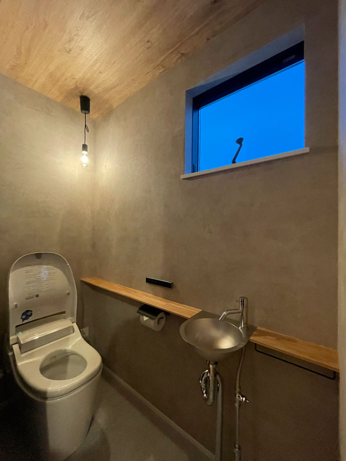 池田建設　oh!!one house. 【2000万円台｜間取り有】無垢とモルタルのナチュラルモダン。平屋のように暮らせるスクエアな家の建築実例画像4