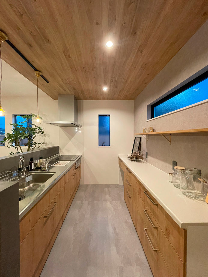 池田建設　oh!!one house. 【2000万円台｜間取り有】無垢とモルタルのナチュラルモダン。平屋のように暮らせるスクエアな家の建築実例画像5