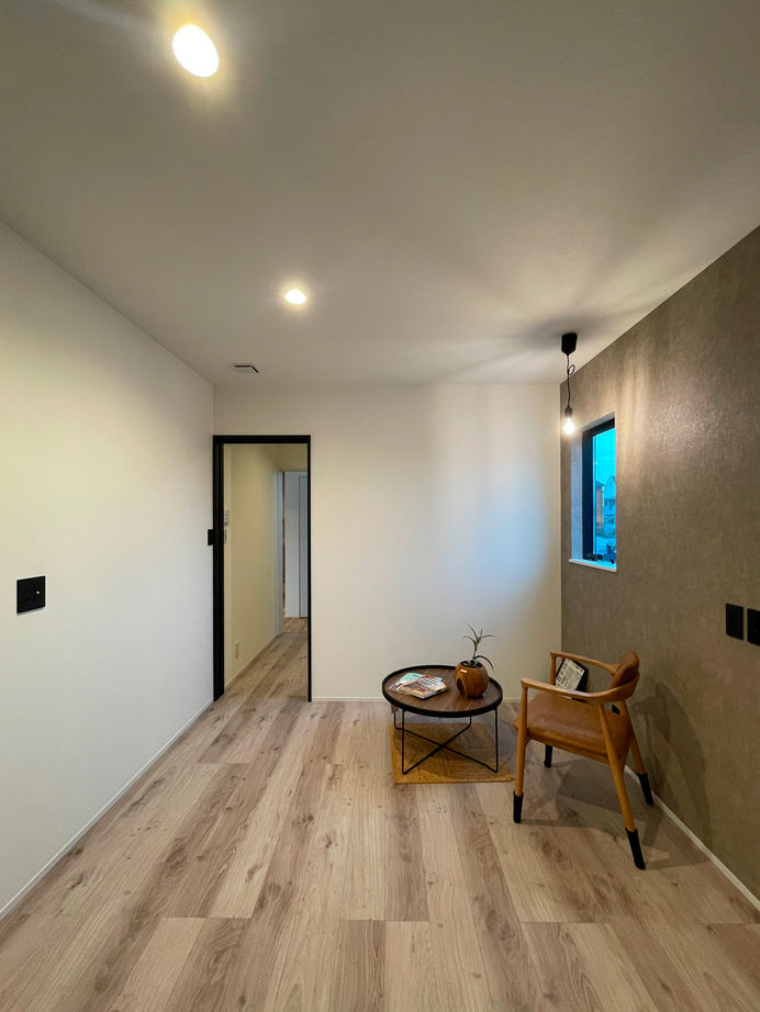 池田建設　oh!!one house. 【2000万円台｜間取り有】無垢とモルタルのナチュラルモダン。平屋のように暮らせるスクエアな家の建築実例画像6