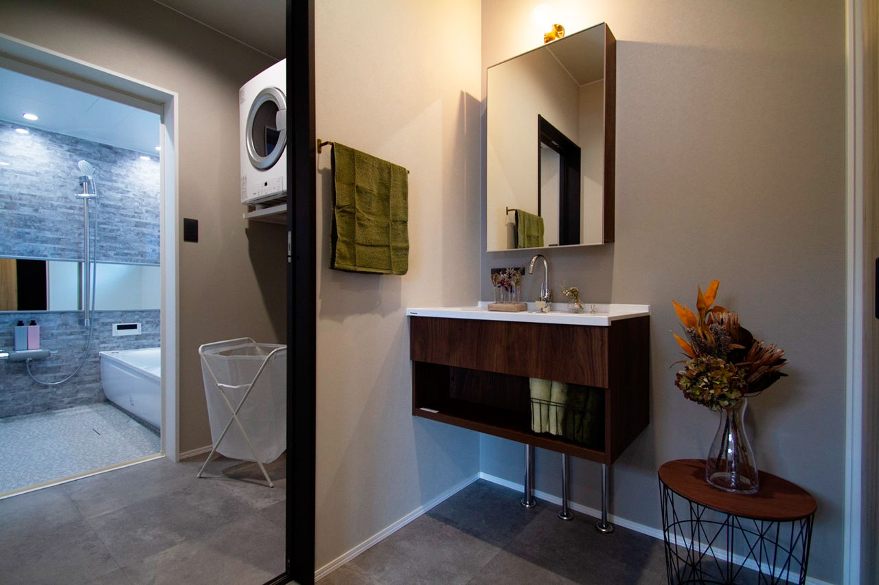 池田建設　oh!!one house. 【2000万円台｜間取り有】インテリアはグレーでまとめて。ウッドデッキ、吹抜リビングのある子育てハウスの建築実例画像5