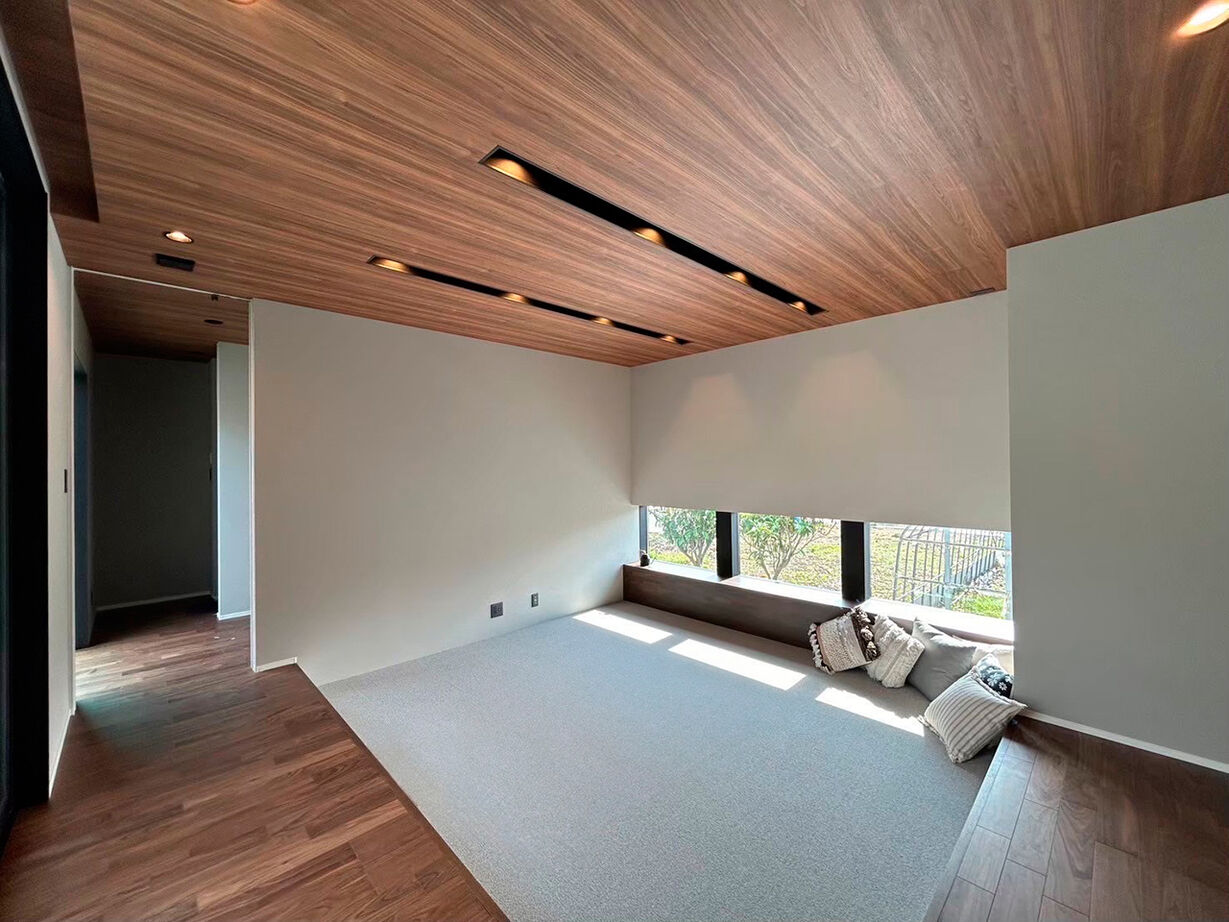 池田建設　oh!!one house. 【松阪市｜30坪台｜2000万円台｜間取り有】プライベートな中庭でBBQ！こもり感のあるピットリビングの家の建築実例画像