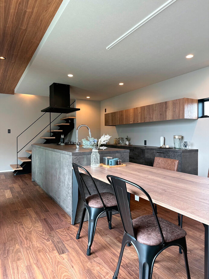 池田建設　oh!!one house. 【松阪市｜30坪台｜2000万円台｜間取り有】プライベートな中庭でBBQ！こもり感のあるピットリビングの家の建築実例画像5