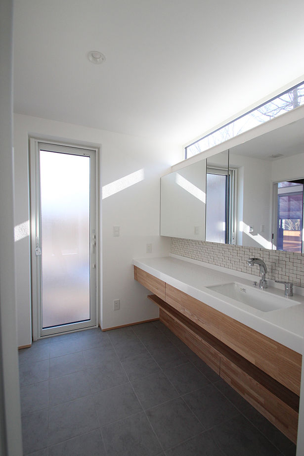 菅原工務店 【蔵王のセカンドハウス｜間取図有｜平屋｜3000万円｜ビルトインガレージ】春夏秋冬を謳歌する充実のセカンドハウスの建築実例画像6