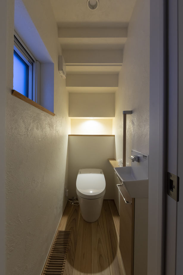 竹内建設 【札幌市/2000万円台/シンプルモダン】とことん北海道にこだわった夫婦のコンパクトな家の建築実例画像6