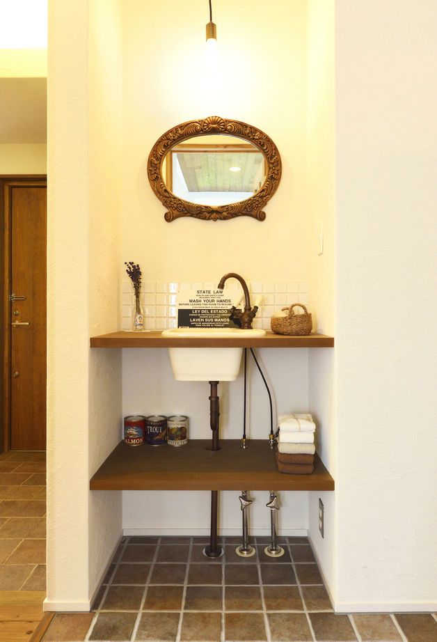 竹内建設 【札幌市/ビルトインガレージ/吹き抜け】楽しめるカフェ風の家の建築実例画像10