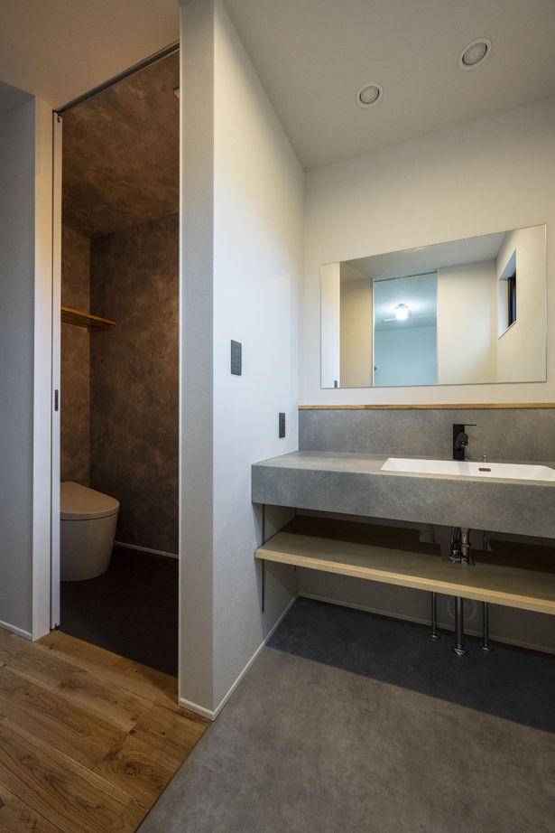 竹内建設 【札幌市/3LDK/玄関土間/シンプル】それぞれのプライベート時間を大切にした家の建築実例画像8