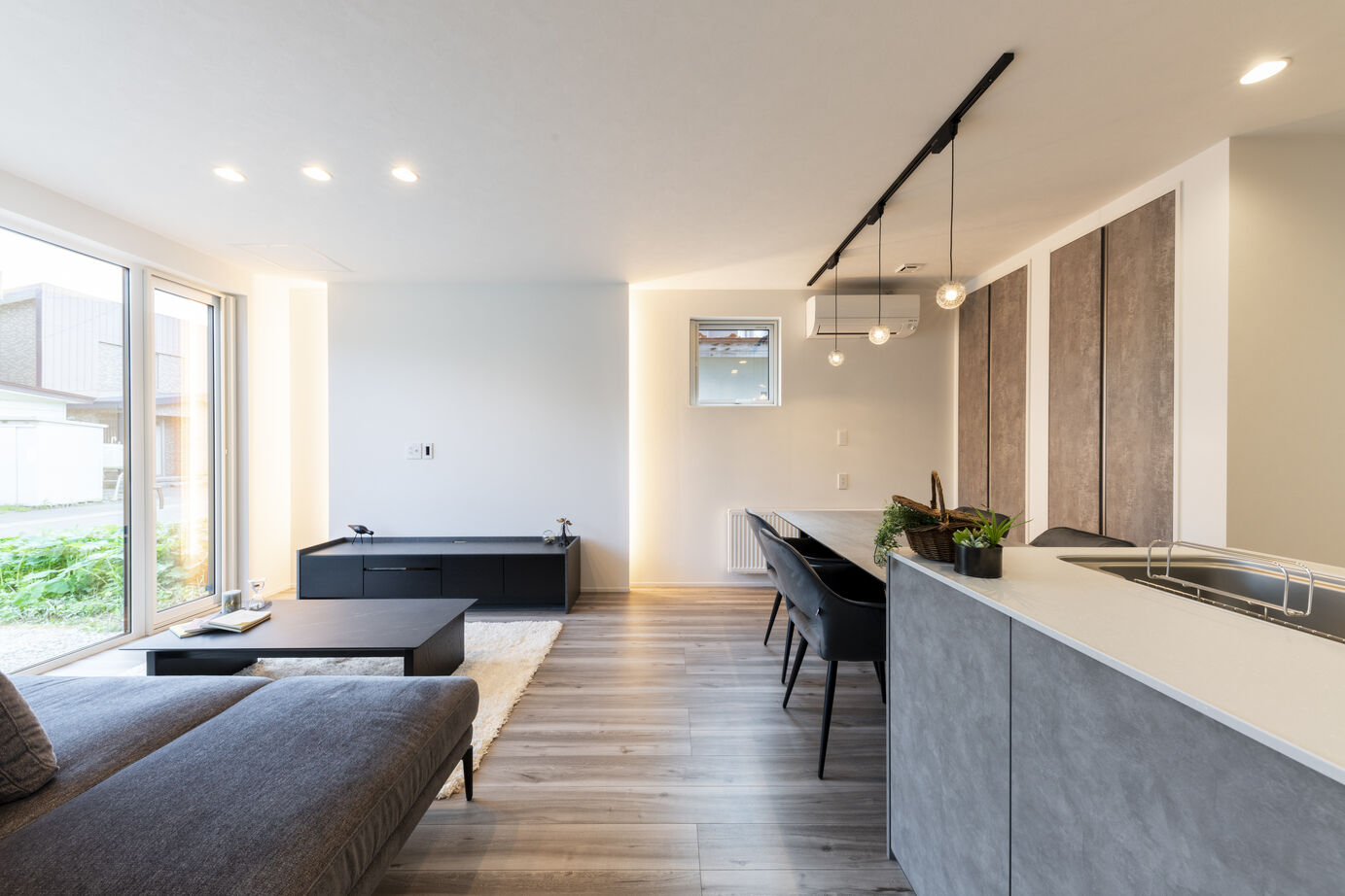 竹内建設 【札幌市/3LDK】ナチュラルグレー×回遊動線の家の建築実例画像5