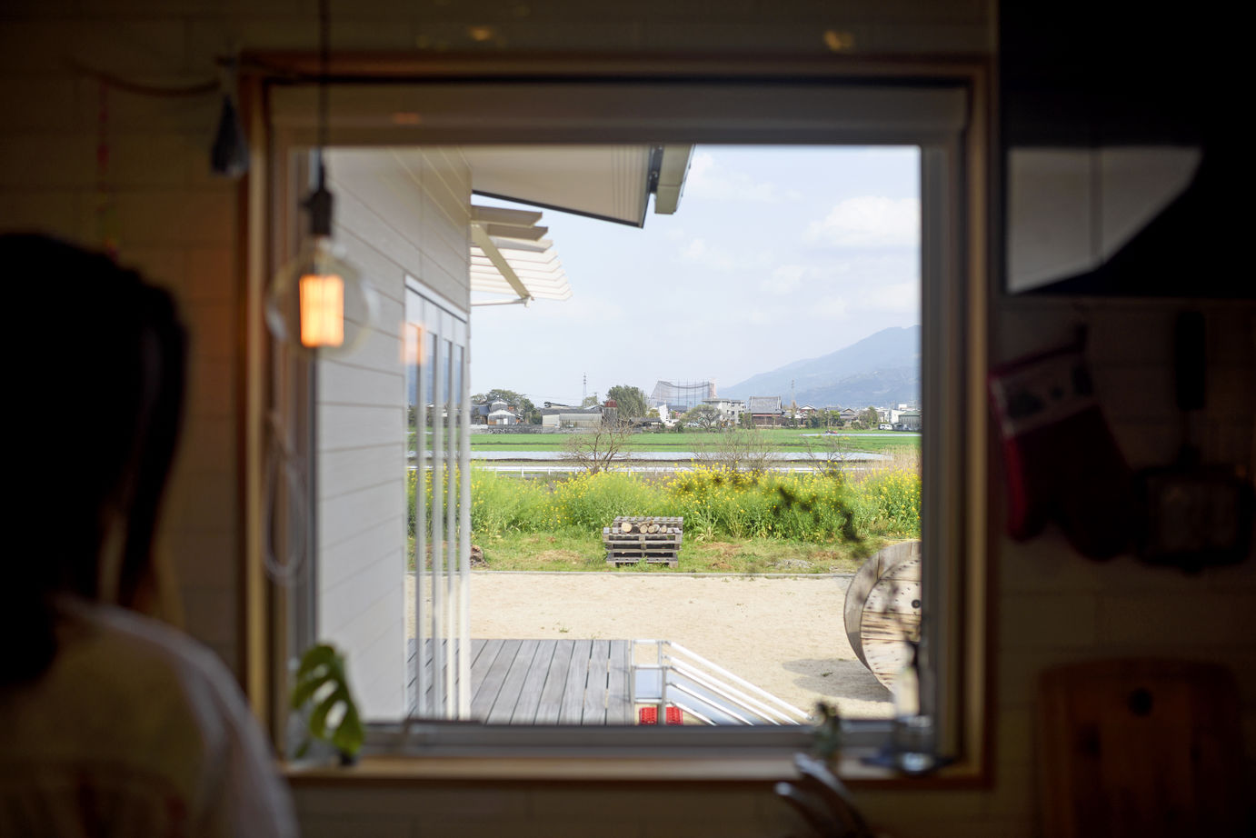 赤ちゃん基準の家　住工房プラスアルファ 広い庭と緑豊かな風を存分に生かした家の建築実例画像3