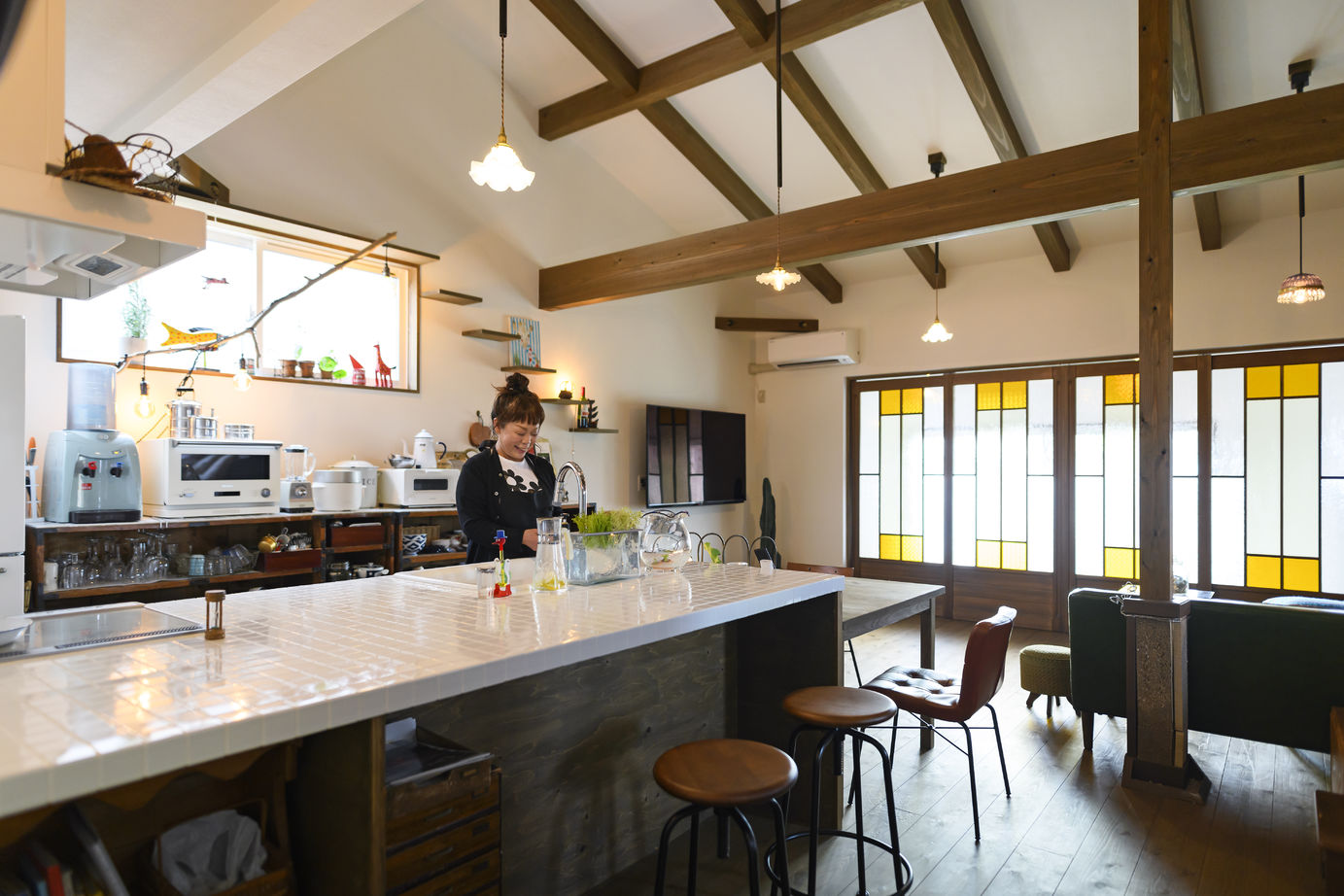 赤ちゃん基準の家　住工房プラスアルファ アンティーク雑貨に合わせてつくった好きを詰めこんだレトロな家の建築実例画像2