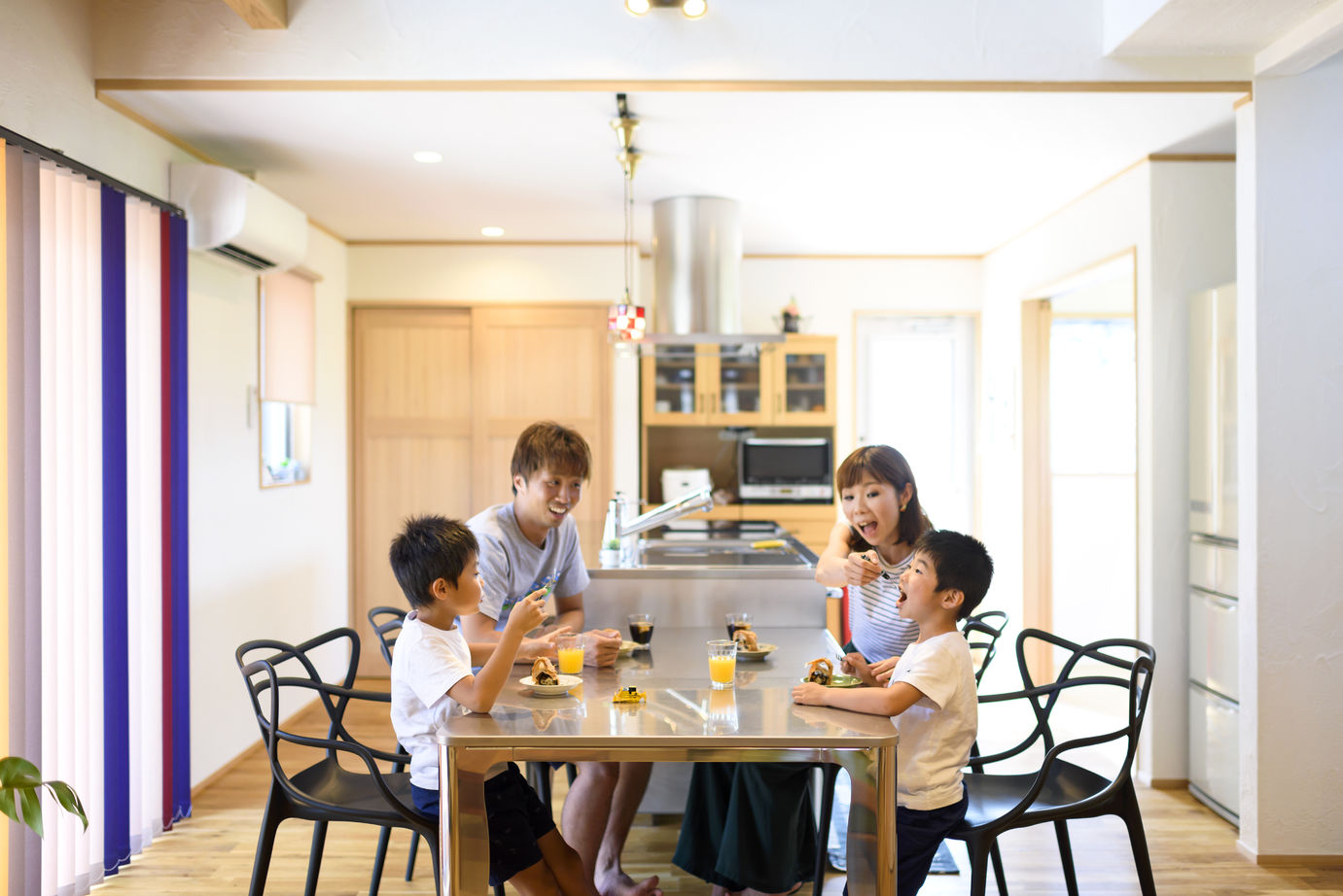 赤ちゃん基準の家　住工房プラスアルファ 知人宅でみたキッチンに一目ぼれ。このキッチンを取り入れたくてはじまった家づくりの建築実例画像4