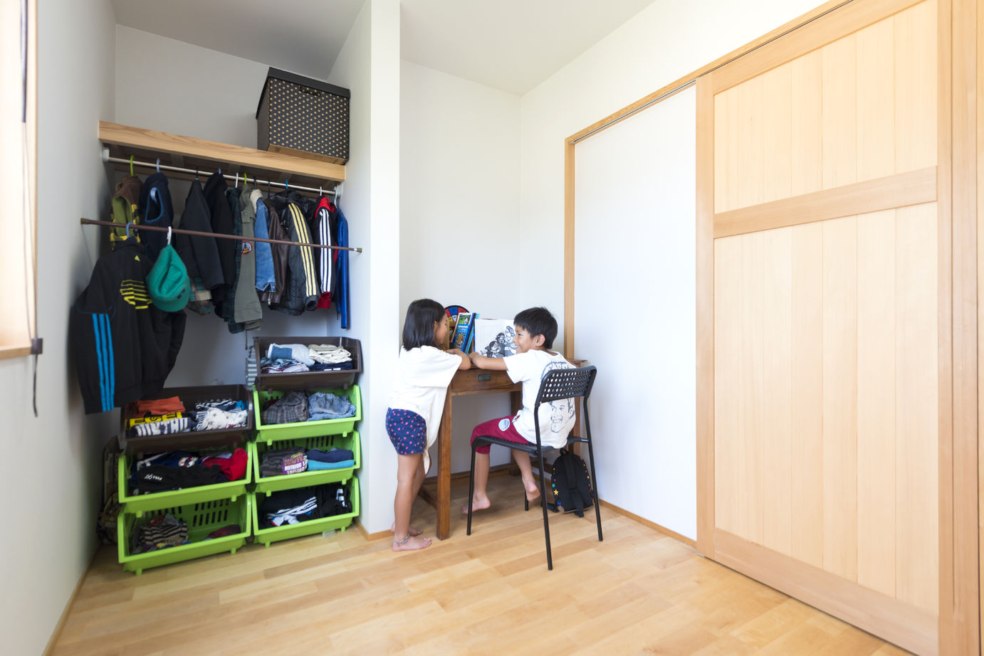 赤ちゃん基準の家　住工房プラスアルファ 細長の45坪の敷地にあわせた、住みやすさマジックの建築実例画像9