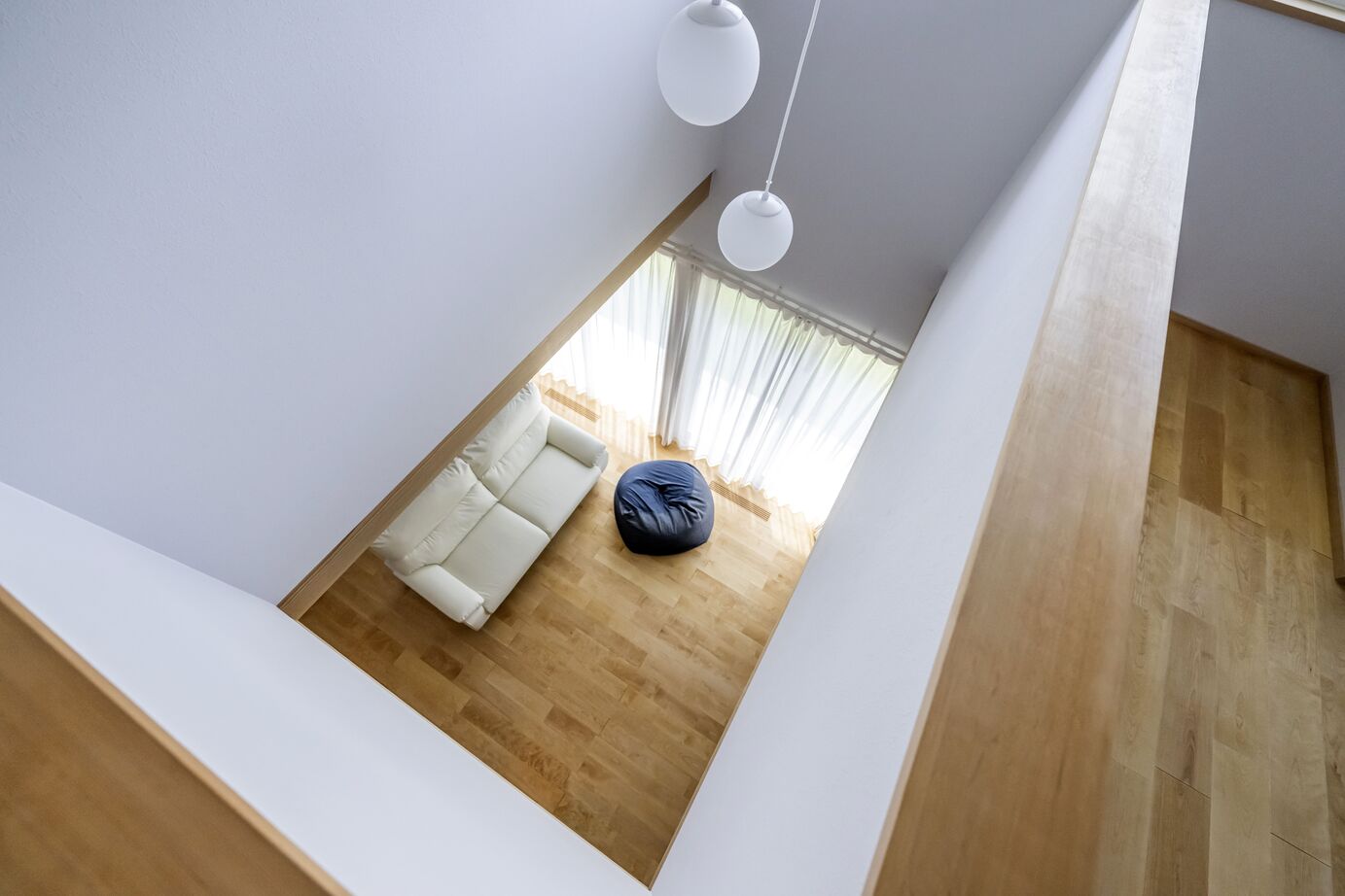 赤ちゃん基準の家　住工房プラスアルファ 自然素材と暮らす、健やかで自由な住まいの建築実例画像5