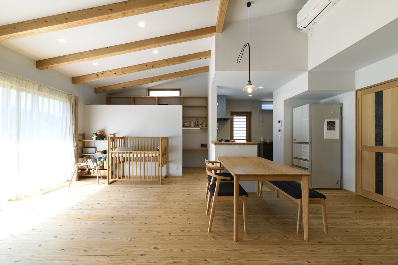 赤ちゃん基準の家　住工房プラスアルファの建築実例画像