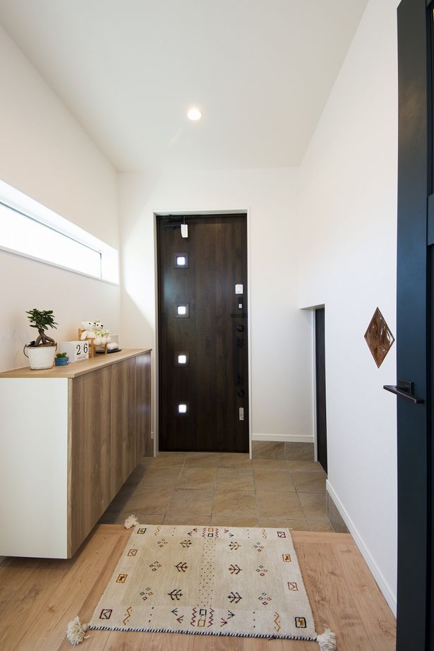 ワコーハウジング 【2000～2499万円・平屋・34坪】リビングを中心にそれぞれの部屋がつながる、平屋プラスαの1.5階建ての家の建築実例画像9