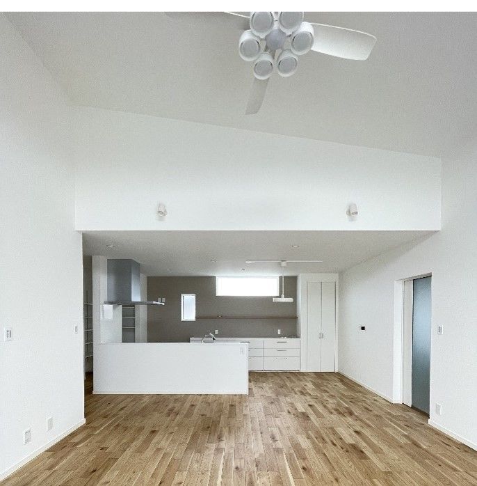 ワコーハウジング 30代夫婦の願いを叶えた！！家の中心にファミクロがある平屋の建築実例画像5