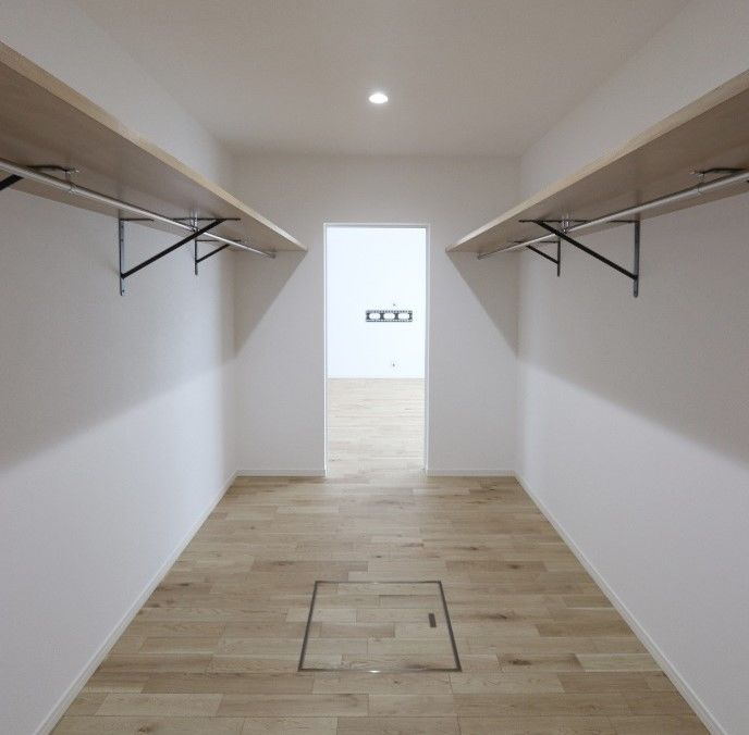 ワコーハウジング 30代夫婦の願いを叶えた！！家の中心にファミクロがある平屋の建築実例画像6