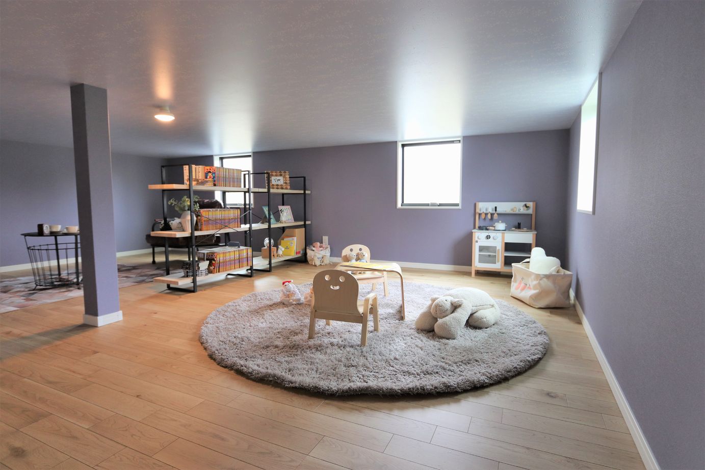 ワコーハウジング 開放感のあるLDKに複数の「居場所」をつくった1.5階の平屋。同じ空間で家族がそれぞれの時間を楽しめるの建築実例画像4