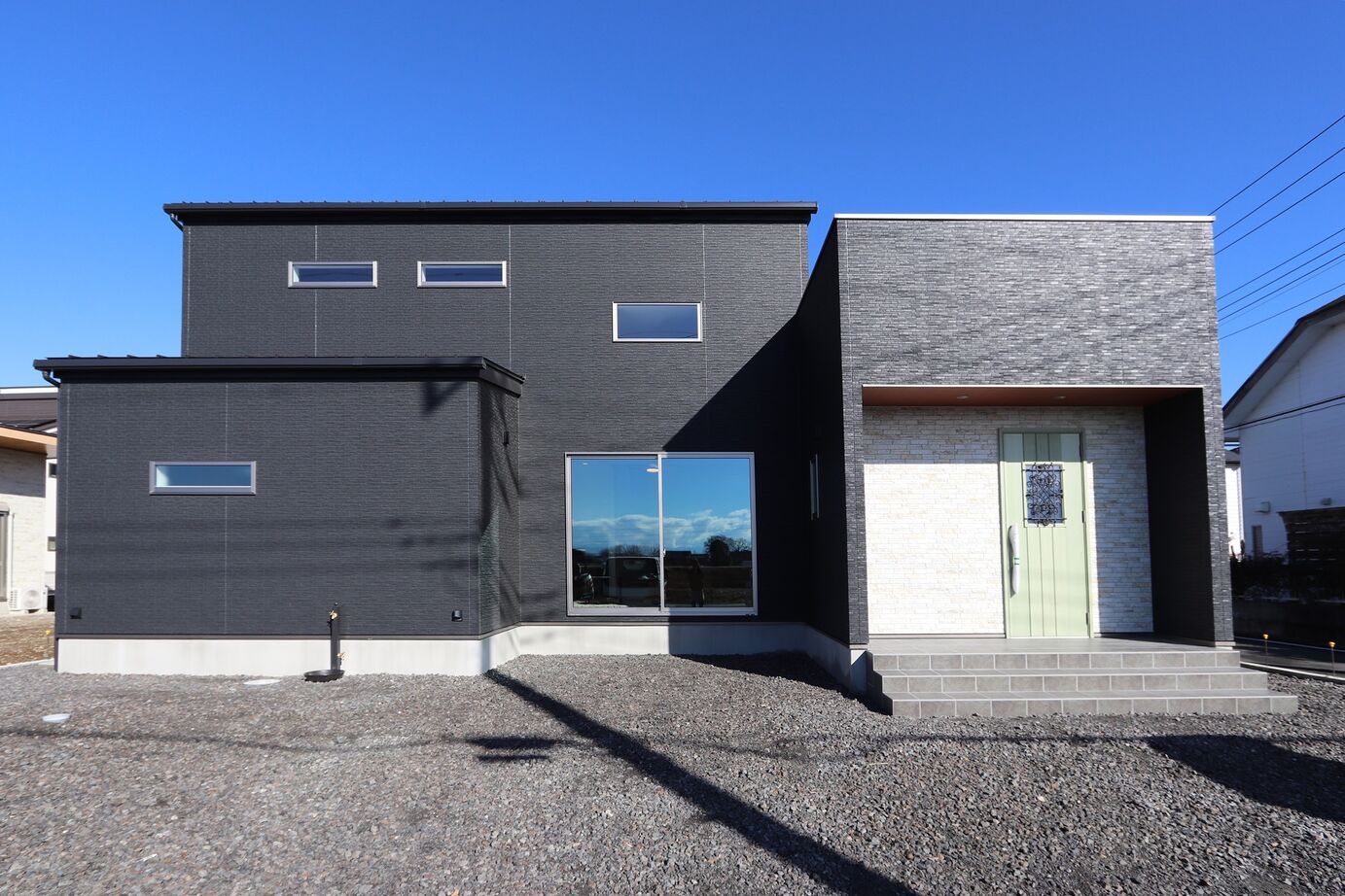 ワコーハウジング 【2000～2499万円・41.5坪・平屋＋α】地震や災害に強い！吹き抜け＆スキップフロアのあるお家の建築実例画像2