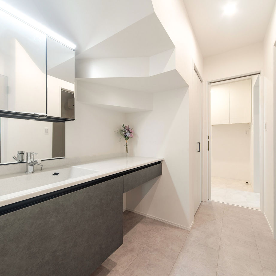 ニーズホーム スキップフロアやリビングクローク　家族がゆるやかにつながる家の建築実例画像7