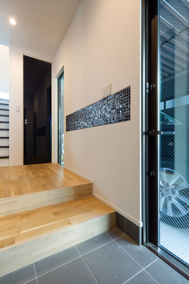 サートンホーム（横浜・相模原・八王子） 【2345万円/約30坪/ビルトインガレージ/間取り有】限られた敷地でも広々快適な屋上がある住まいの建築実例画像12