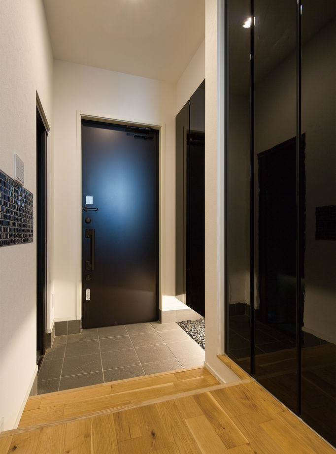 サートンホーム（横浜・相模原・八王子） 【2345万円/約30坪/ビルトインガレージ/間取り有】限られた敷地でも広々快適な屋上がある住まいの建築実例画像13