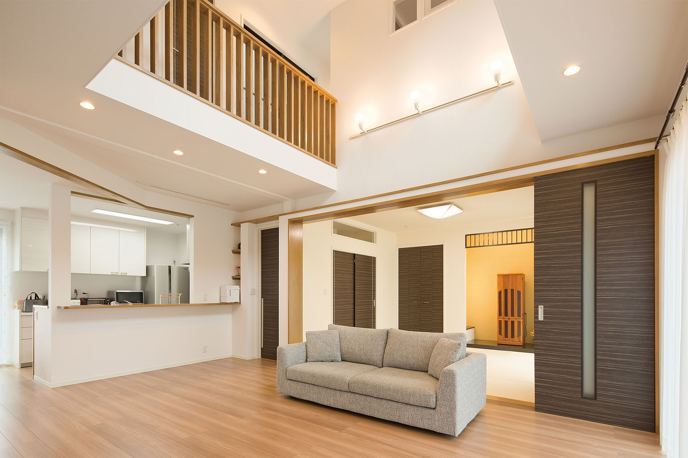 サートンホーム（横浜・相模原・八王子） 【2000万円台/46坪/間取り有】家族だけのプライベートバルコニーのある注文住宅の建築実例画像2